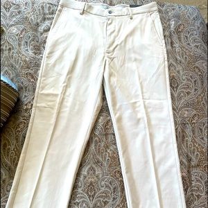 NWT Callaway Pro Spin 3.0 36W x 34L golf/dress pants.  Khaki color.